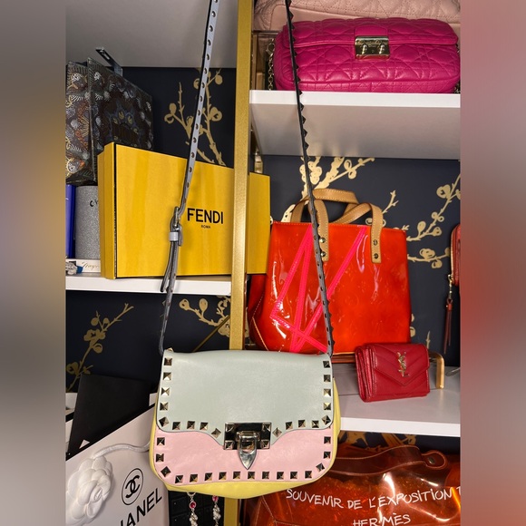 Valentino Rockstud Color block crossbody - Picture 4 of 17